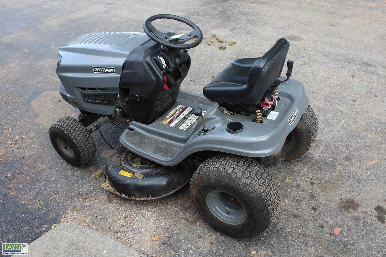 Craftsman riding best sale lawn mower t1000