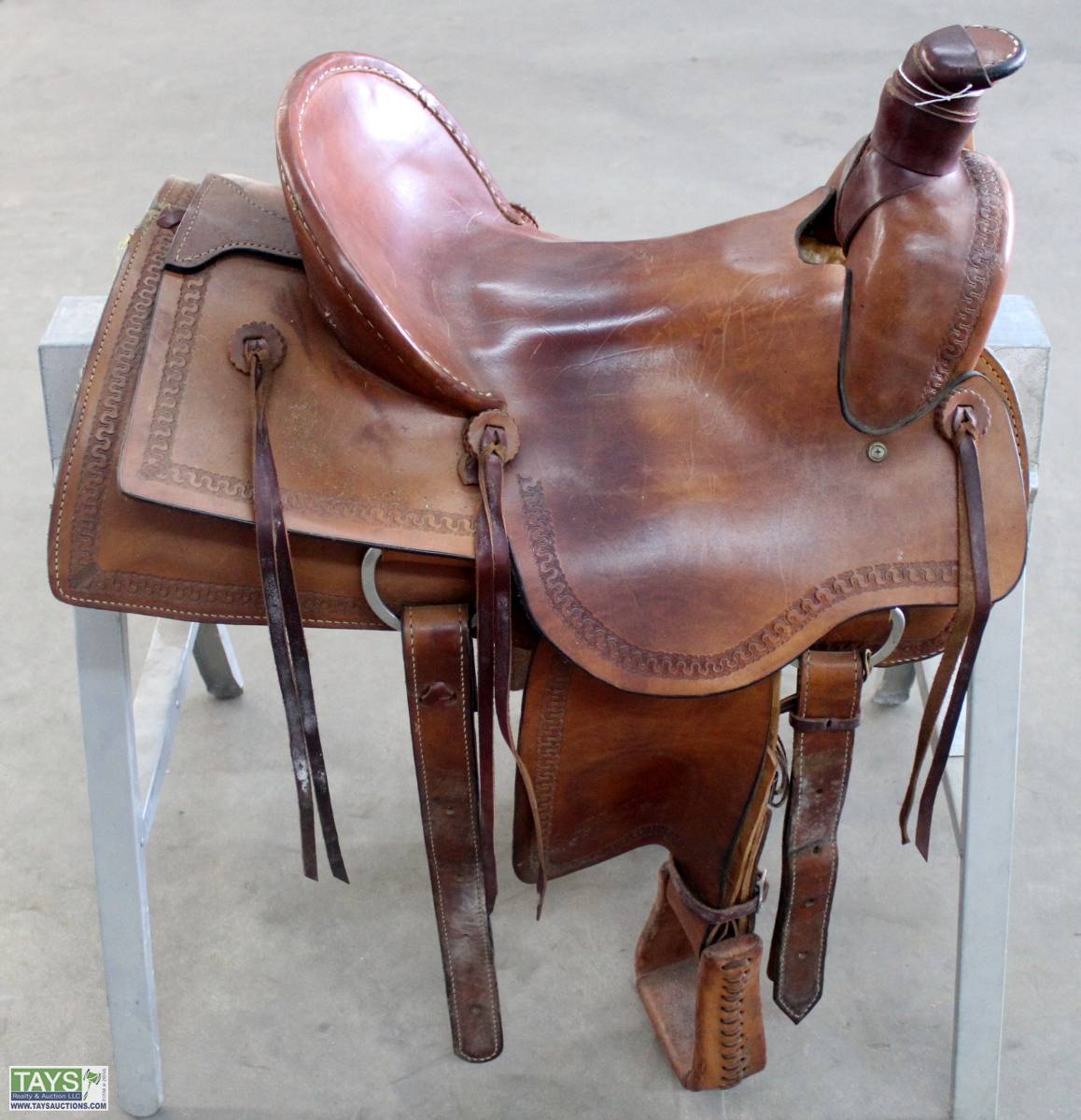 Tays Realty & Auction Auction ONLINE ABSOLUTE AUCTION COMBINES