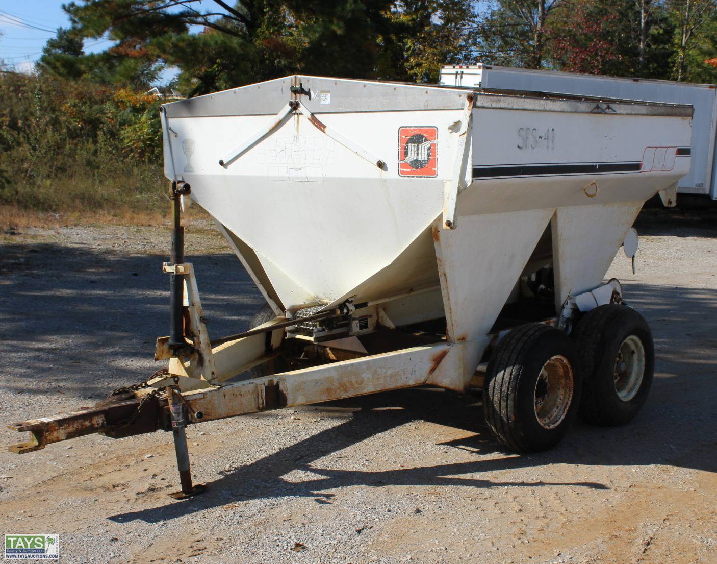 ONLINE ABSOLUTE & BANKRUPTCY AUCTION: SEMIS - VEHICLES - TOOLS - SHOP EQUIPMENT