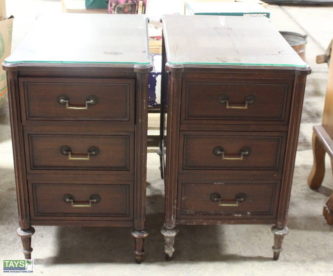 Tays Realty & Auction Auction ONLINE ABSOLUTE AUCTION FURNITURE