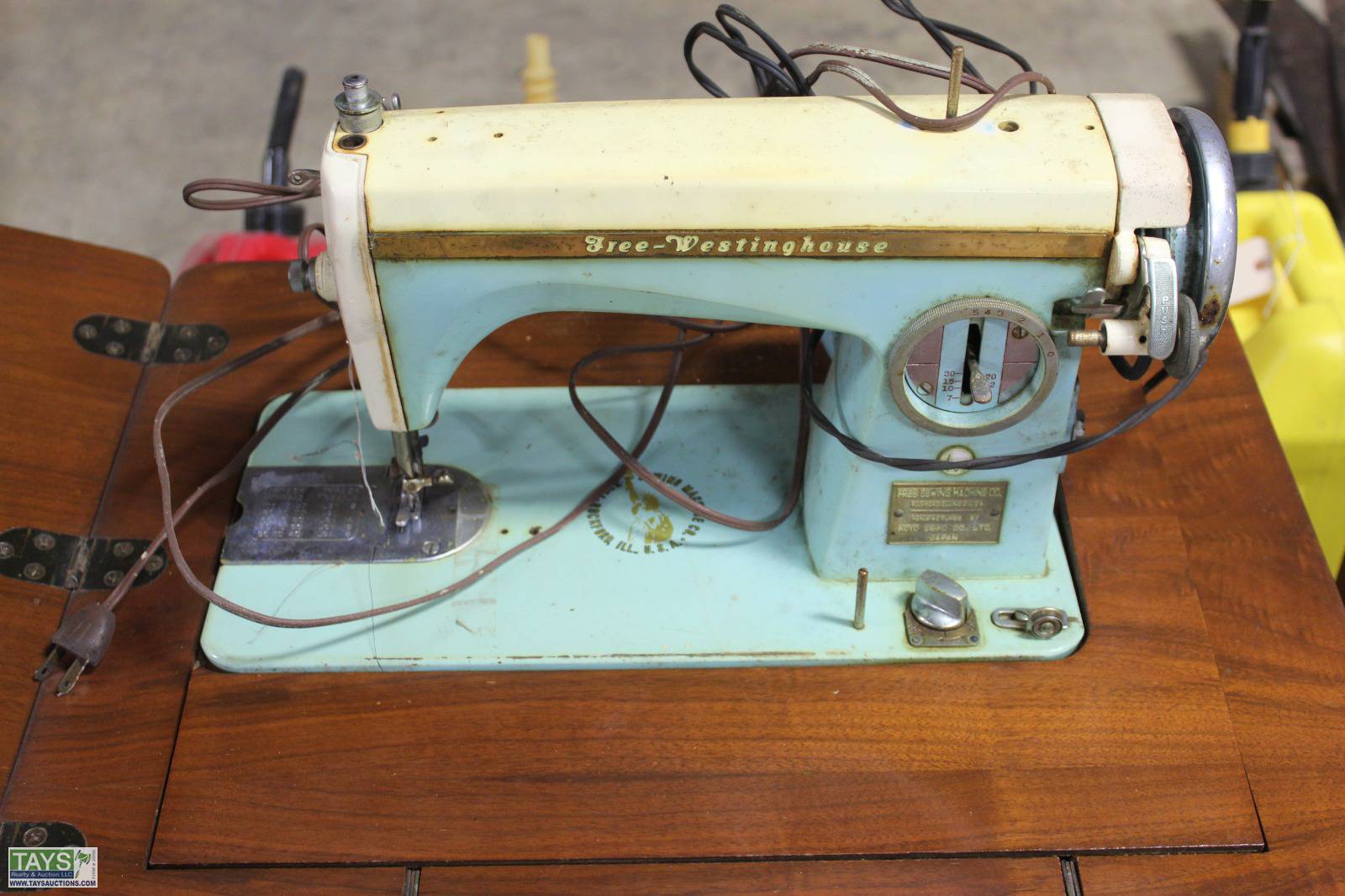 Sewing Machines for Sale at Online Auction