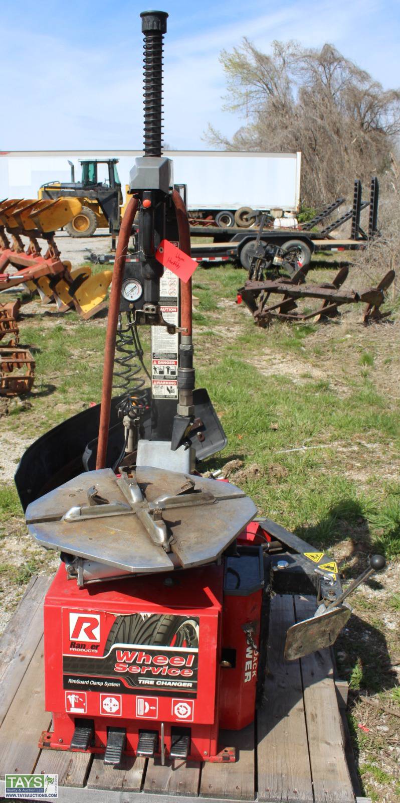 Tays Realty & Auction Auction ONLINE ABSOLUTE & BANKRUPTCY AUCTION HEAVY EQUIPMENT