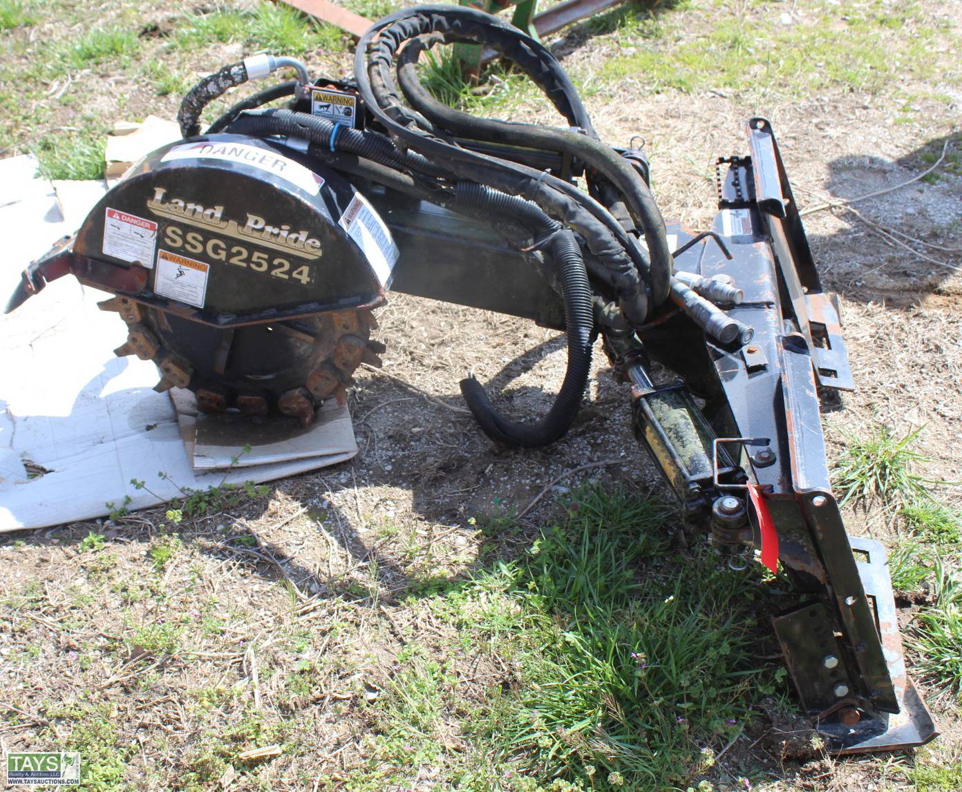 Tays Realty & Auction Auction ONLINE ABSOLUTE & BANKRUPTCY AUCTION