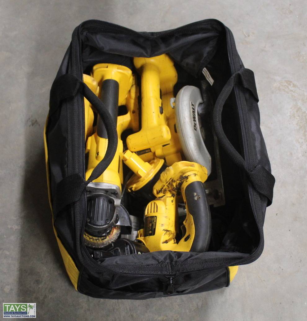 Dewalt sawzall online bag