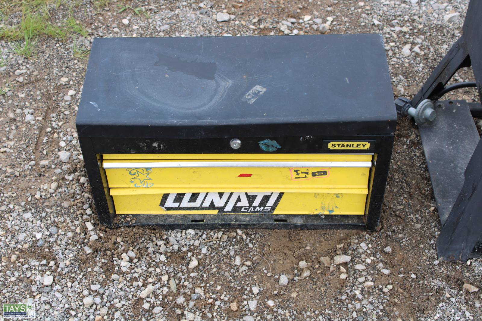 Tays Realty & Auction - Auction: ONLINE ABSOLUTE AUCTION: VEHICLES - TOOLS  - IMPLEMENTS ITEM: Stanley Tool Box With Tools