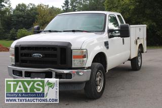 Tays Realty & Auction - Auction: ONLINE ABSOLUTE AUCTION: COMBINES -  IMPLEMENTS - HARVEST EQUIPMENT - HORSE TACK - RV - VEHICLES ITEM: Tuff Box  II Tool Box