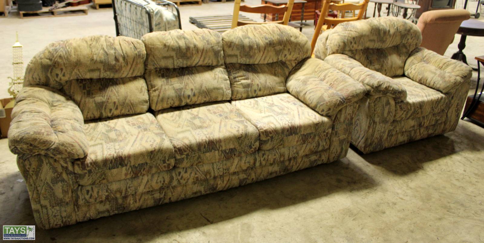 Tays Realty & Auction Auction ONLINE ABSOLUTE AUCTION FURNITURE