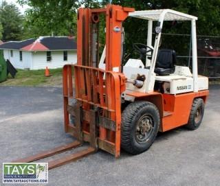 Tays Realty & Auction - Auction: ONLINE ABSOLUTE AUCTION: VEHICLES - UTV -  HAY EQUIPMENT ITEM: MVP Buffer and Black & Decker Sander